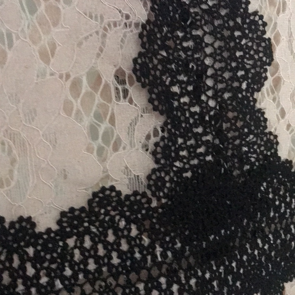 Zara cream lace top - Picture 2 of 5